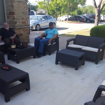 Casa de Montecristo - Great outdoor seating! - Tobacco Shops Near Me - Austin, Texas