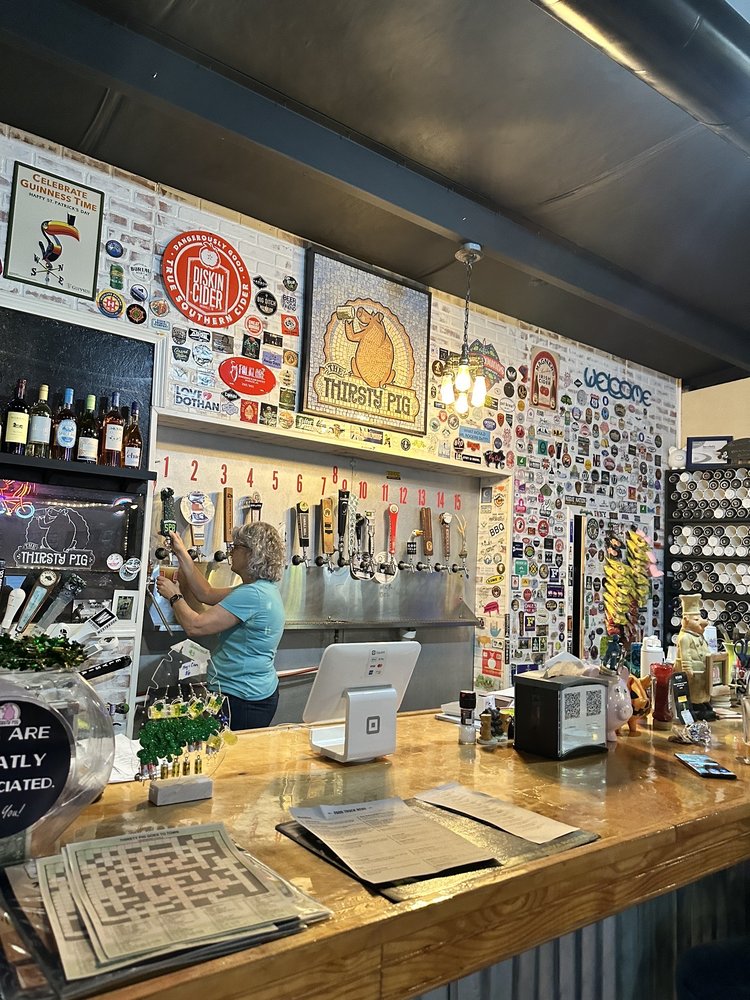 The Thirsty Pig Craft Beer Taproom Logo