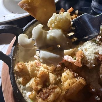 LUMORA - Bayou Mac & Cheese - New American Near Me - Covington, Louisiana LUMORA - Bayou Mac & Cheese - New American Near Me - Covington, Louisiana