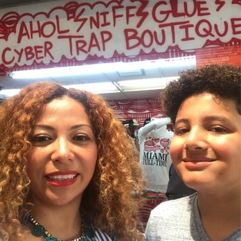 Ahol Sniffs Glue's Cyber Trap Boutique - Free Pizza Party Event!!! - Public Art Near Me - Miami, Florida