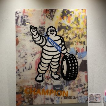 The Bristol - Wall art - Hotels Near Me - Bern, BE