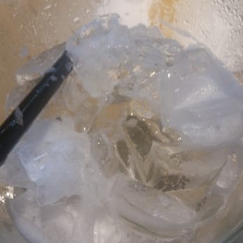 Applebee's Grill + Bar - Foam still on the ice - American Near Me - Florissant, Missouri