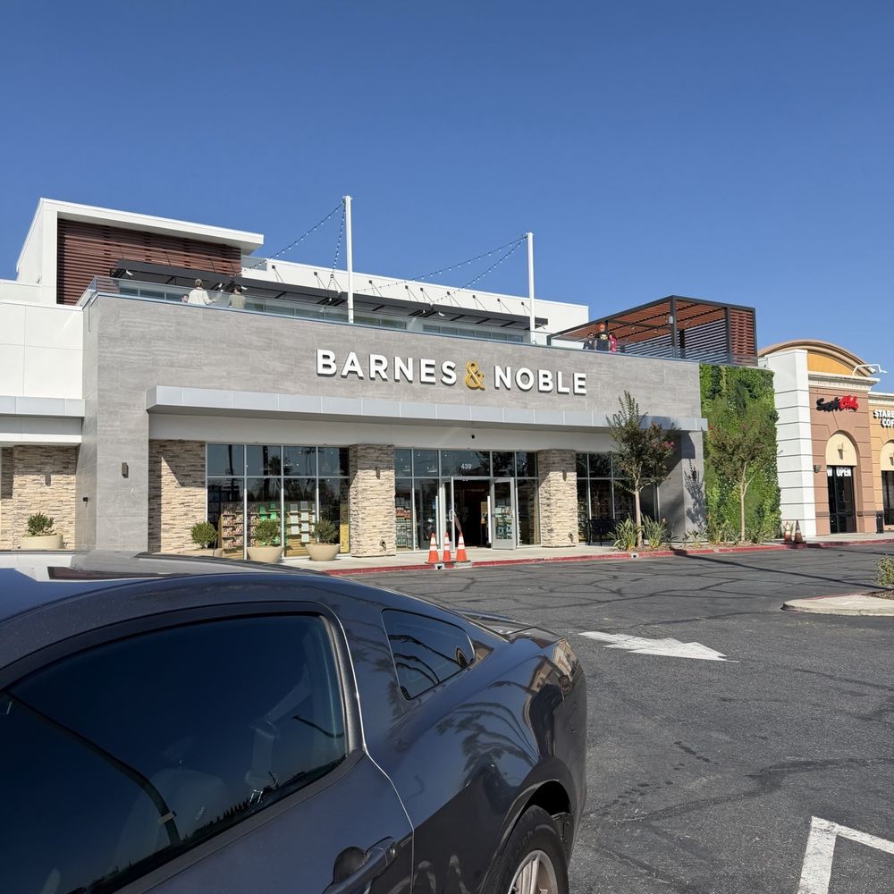 Barnes & Noble - Bookstores Near Me - Brea, California