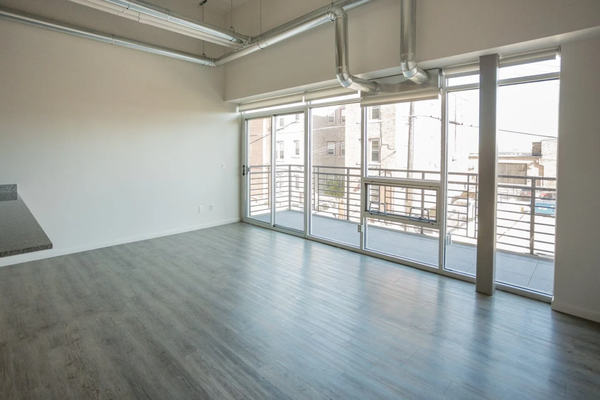 Baltimore Station by null