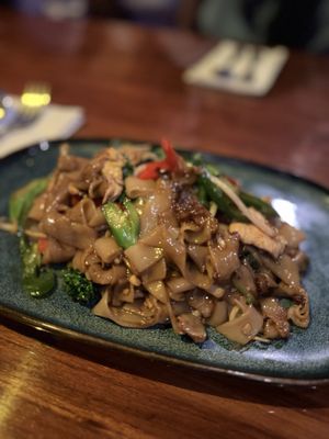 Saap Ver Damn Good! Thai street food by null