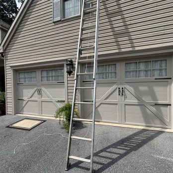 GF Remodeling Services - Garage doors painted - Drywall Installation & Repair Near Me - East Riverdale, Maryland GF Remodeling Services - Garage doors painted - Drywall Installation & Repair Near Me - East Riverdale, Maryland