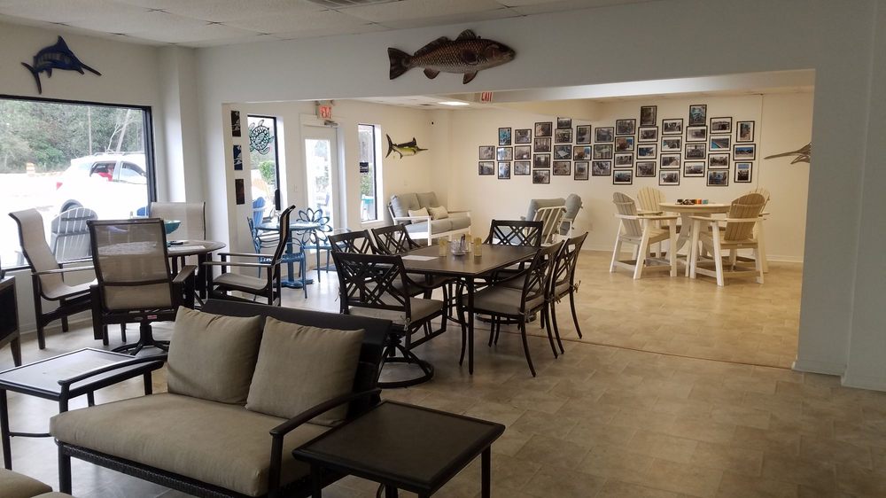WAREHOUSE PATIO Updated August 2024 10 Photos 3847 Gulf Shores