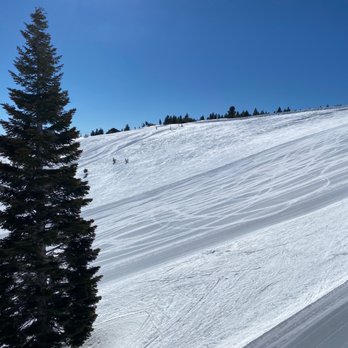 Tahoe Donner - Downhill Ski Resort - Corduroy! - Ski Resorts Near Me - Truckee, California Tahoe Donner - Downhill Ski Resort - Corduroy! - Ski Resorts Near Me - Truckee, California