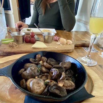 Press 626 wine bar - Small plate Button mushrooms -GLUTEN FREE - Wine Bars Near Me - Norfolk, Virginia Press 626 wine bar - Small plate Button mushrooms -GLUTEN FREE - Wine Bars Near Me - Norfolk, Virginia
