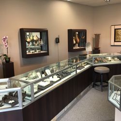 TDC Jewelry - Great shot of a great shop.