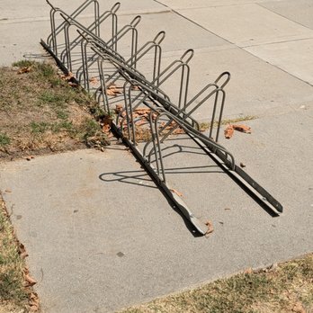 Victoria Park - Bike racks - Parks Near Me - Carson, California