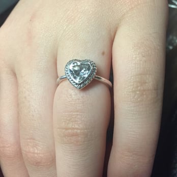 Pandora - Jewelry Near Me - Canoga Park, California