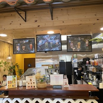 Pop Up Tea, Coffee & Snacks - Counter area (December 2022) - Bubble Tea Near Me - San Jose, California Pop Up Tea, Coffee & Snacks - Counter area (December 2022) - Bubble Tea Near Me - San Jose, California