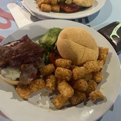 GameTime SportsBar & Grill