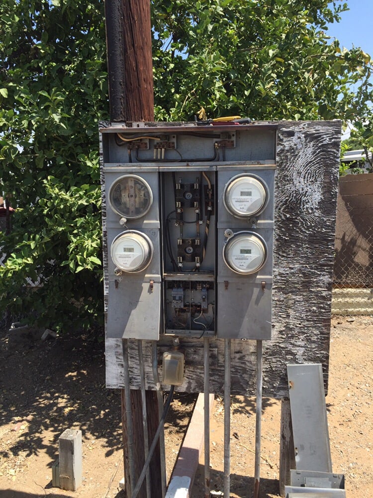 Slide of On Time Electric and Lighting