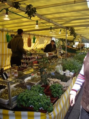 Marché Popincourt by null