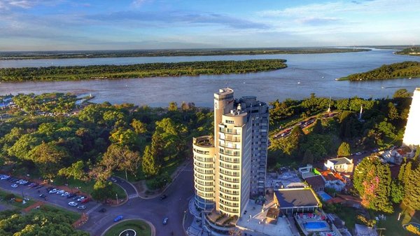 Maran Suites & Towers by null