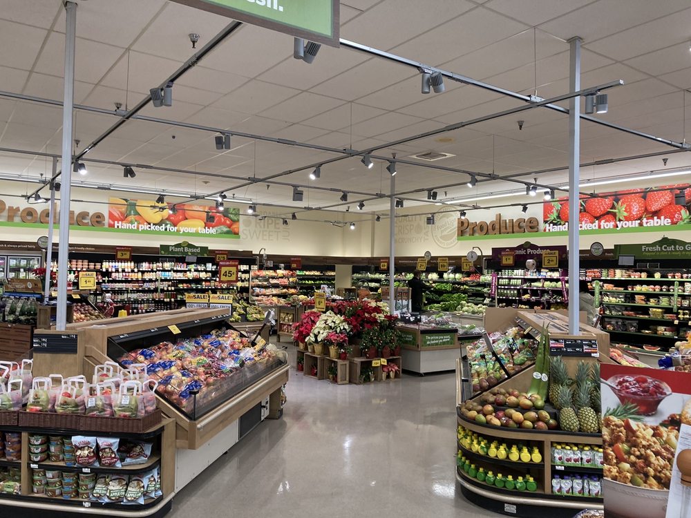 FOOD LION Updated August 2024 1746 S Cannon Blvd, Kannapolis, North Carolina Grocery