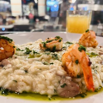 Osteria Brooklyn @DeKalb - Shrimp and mushroom risotto - Italian Near Me - Brooklyn, New York