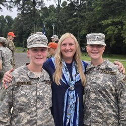 Extreme Military Challenge - Me and my girls