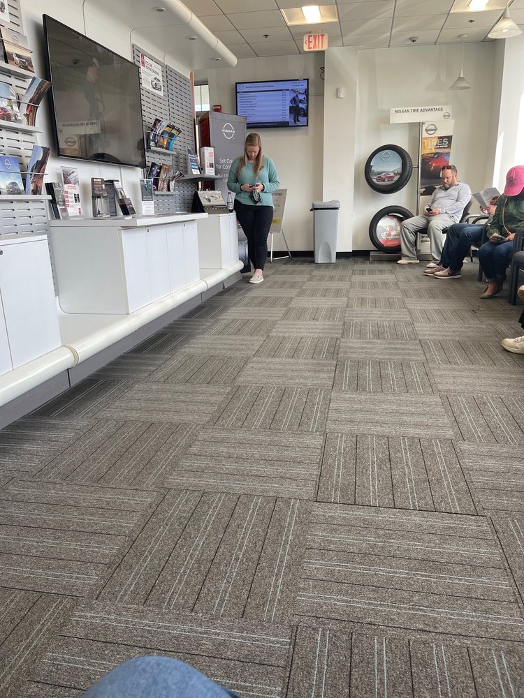 MODERN NISSAN OF LAKE NORMAN Updated October 2024 20 Photos & 66