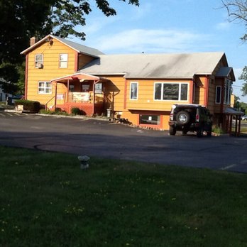 Avant Garde - Hair Salons Near Me - Branford, Connecticut