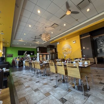 Lasalle Cafe Luna - Breakfast & Brunch Near Me - Chicago, Illinois