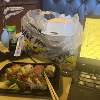 Hana Moon Sushi - Rainbow Roll to go - Sushi Bars Near Me - Jacksonville, Florida
