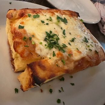 Roz & Rocco’s - Garlic Bread - Italian Near Me - Broomall, Pennsylvania Roz & Rocco’s - Garlic Bread - Italian Near Me - Broomall, Pennsylvania