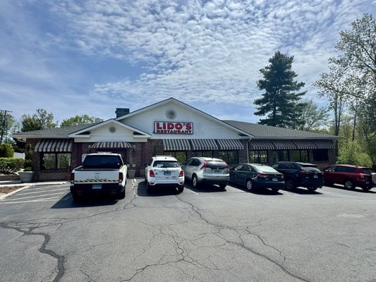 Lido's Restaurant & Pizzeria by null