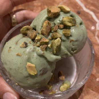 Rose Mary - Pistachio honey gelato - Italian Near Me - Chicago, Illinois Rose Mary - Pistachio honey gelato - Italian Near Me - Chicago, Illinois