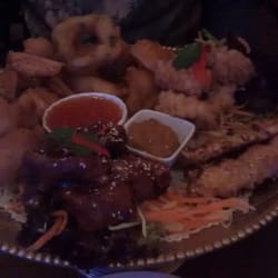 Suchard Restaurant - Starters arriving together on a platter