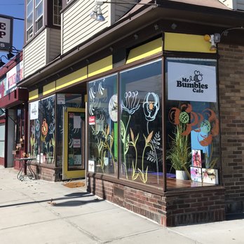 Mr Bumbles Cafe - The exterior - Cafes Near Me - Albany, New York