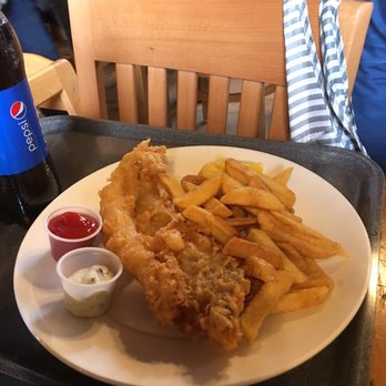 New Armouries Cafe - Fish and chips - Cafes Near Me - London, XGL New Armouries Cafe - Fish and chips - Cafes Near Me - London, XGL