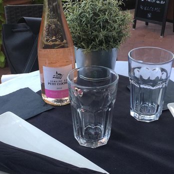 Twist fells point - Lovely outdoor table with a bottle of rosé! - Mediterranean Near Me - Baltimore, Maryland