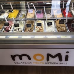Momi