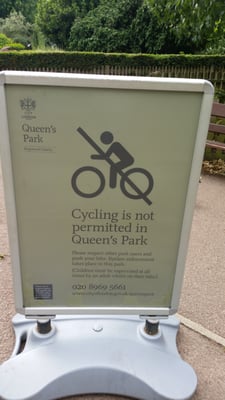 Queen's Park by null