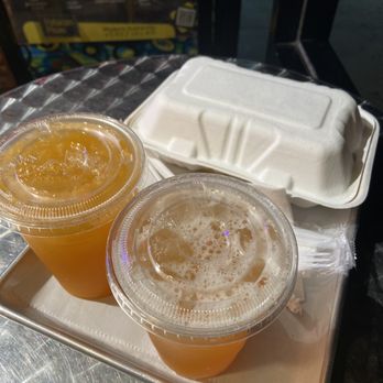 Patacon Pisao - Passionfruit Juice 16oz and Cherry Juice 16oz - Venezuelan Near Me - New York, New York Patacon Pisao - Passionfruit Juice 16oz and Cherry Juice 16oz - Venezuelan Near Me - New York, New York