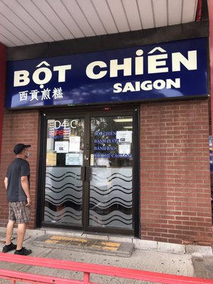 Bot Chien Saigon by null