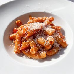 Grand Hotel Alpina  - Rigatoni al pomodoro
