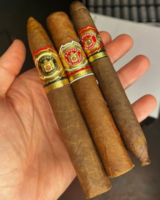 CDM Cigars by null