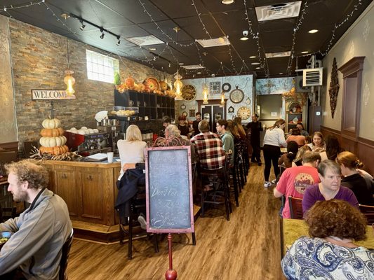 Bella's Cafe by null
