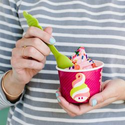 Menchie's Frozen Yogurt