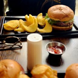 Cheeseburger
