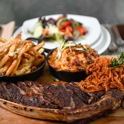 Parkway Prime Steakhouse & Lounge