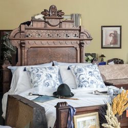 Lucy Butterfly - Old and new. Vintage and reproduction. Gifts for everyone.