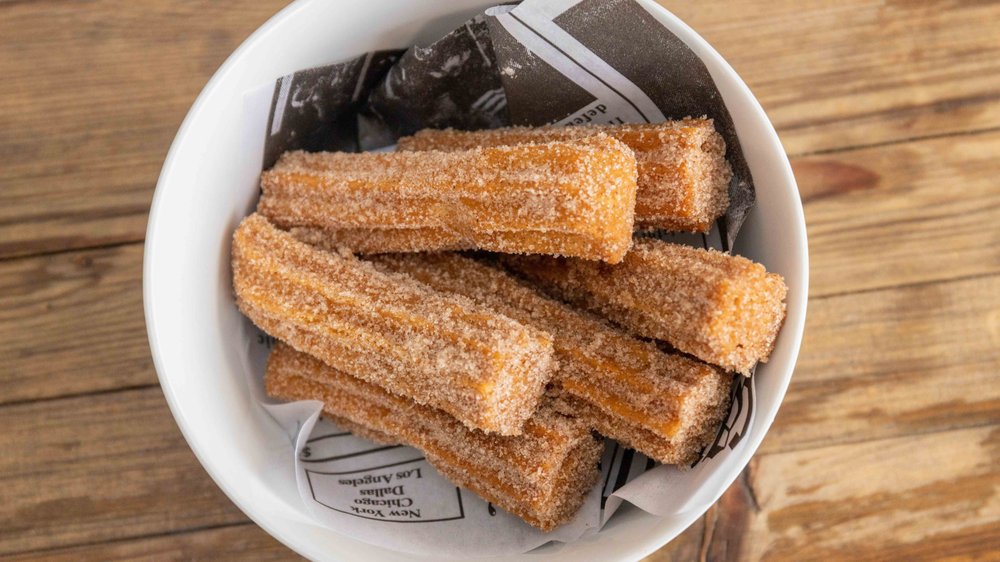 SEA SALT FISH & CHIPS 165 Photos & 147 Reviews 4732 Hollywood Blvd