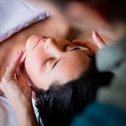 Blue Heron Acupuncture and Apothecary - Our collaborative approach is heart-centered, patient-focused, result-oriented and dedicated to your growth, healing and wellbeing.
