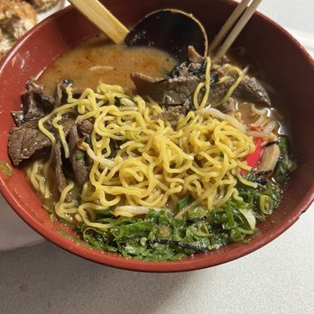 Restaurant Kenichi - Regular Spicy Miso Ramen w/BBQ Beef - Desserts Near Me - Hilo, Hawaii Restaurant Kenichi - Regular Spicy Miso Ramen w/BBQ Beef - Desserts Near Me - Hilo, Hawaii