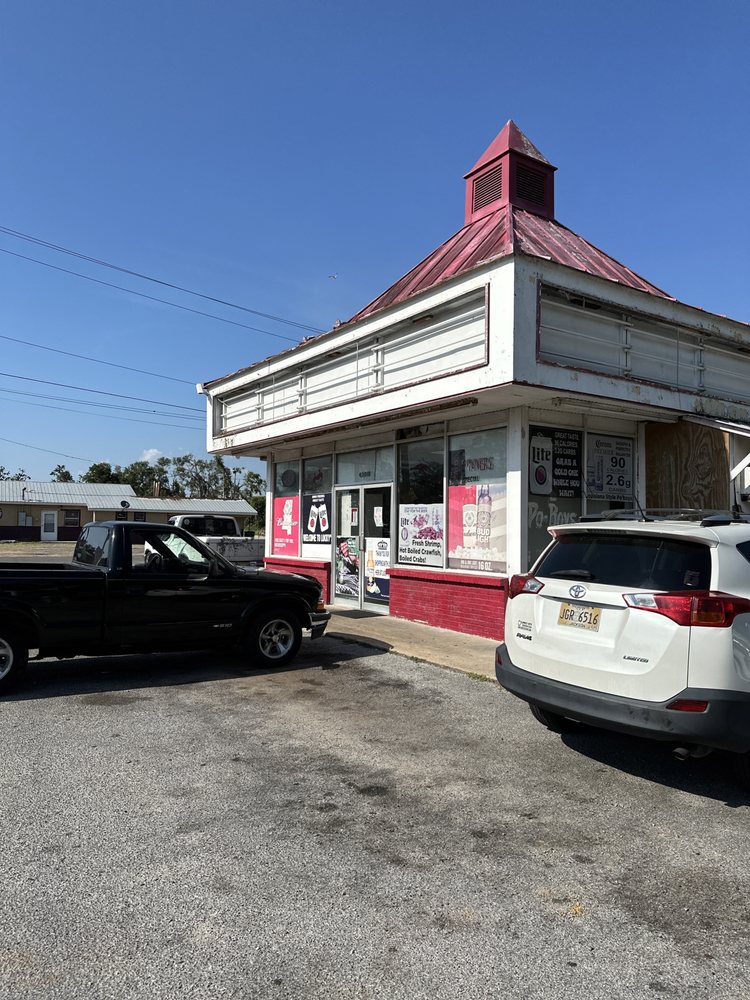 LUCKY SEAFOOD Updated September 2024 4300 Main St, Moss Point, Mississippi Seafood Markets